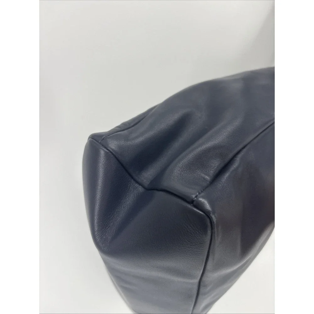 J Jill Leather Shoulder Bag Tote Classic Navy Blue Purse Quiet Luxury Hobo
